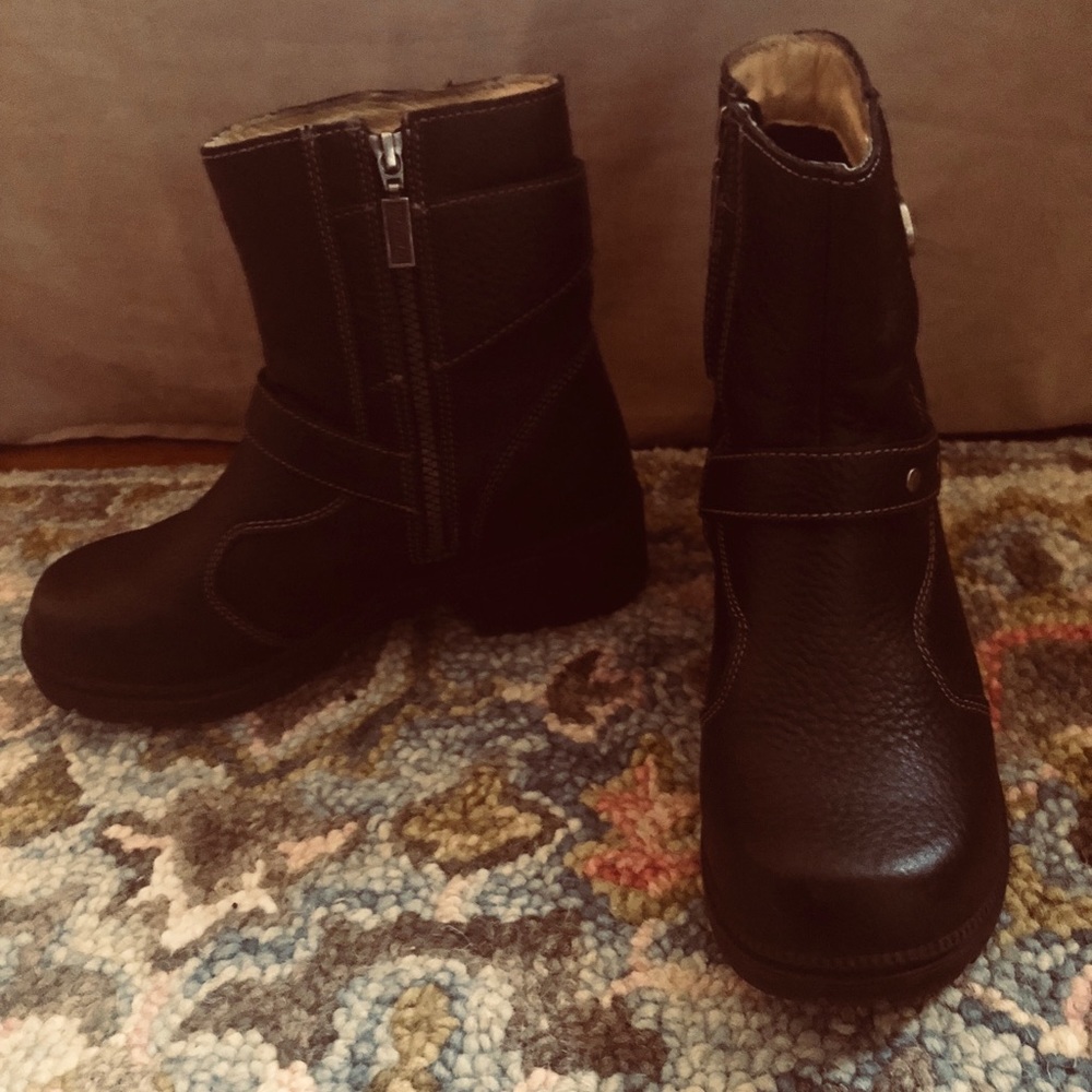 Motorcycle boots